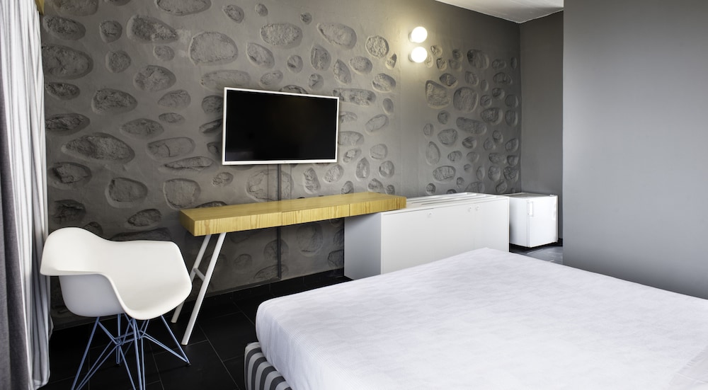 Superior Single Room, Sea View - Photo 6
