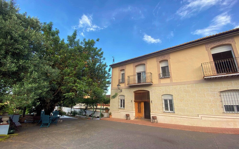 Villa, 6 Bedrooms, Smoking, Balcony