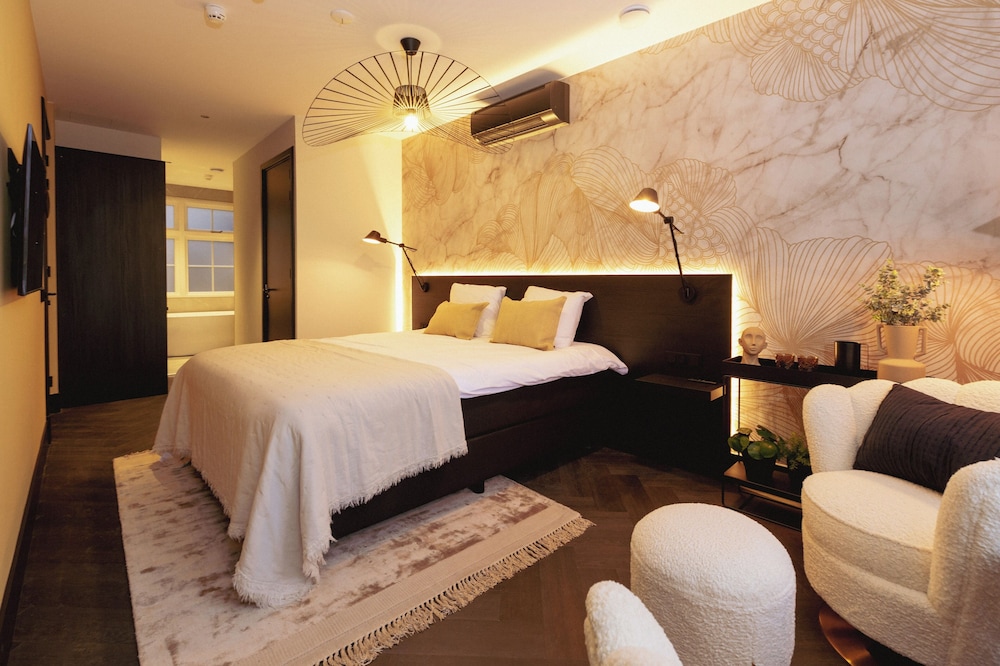 Junior Suite, Canal View photo 1