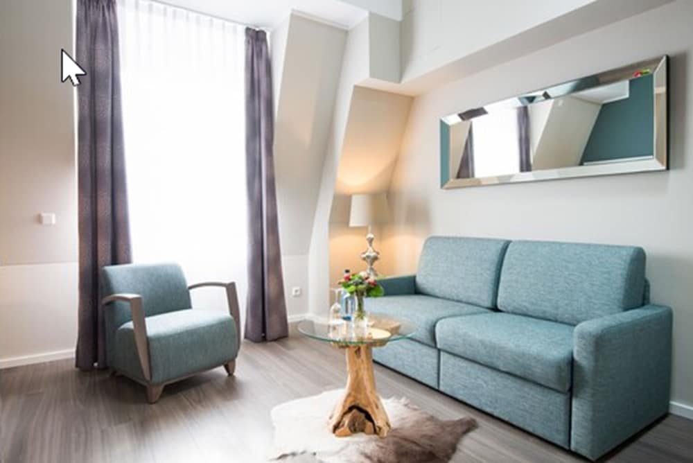 Junior Suite - Photo 7