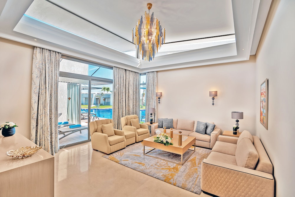 Executive Villa, Multiple Beds, Poolside photo 3