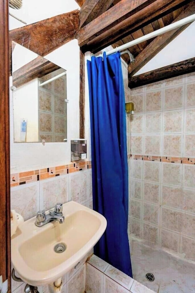 Economy Quadruple Room, 1 Bedroom, Balcony, Park View photo 3