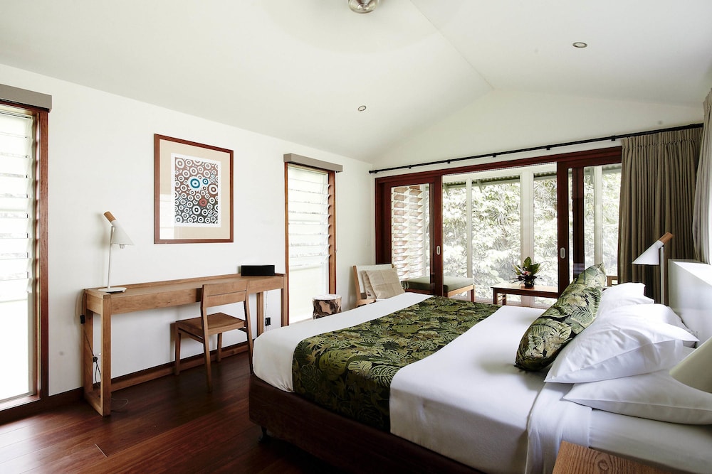 Canopy Treehouse - Photo 3