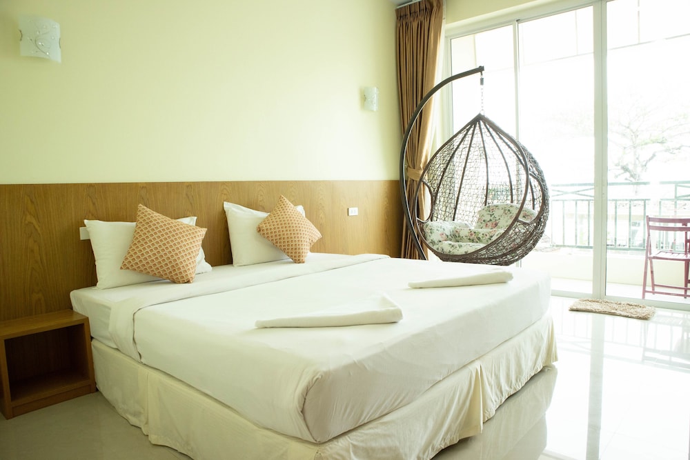 Deluxe Room, 1 King Bed