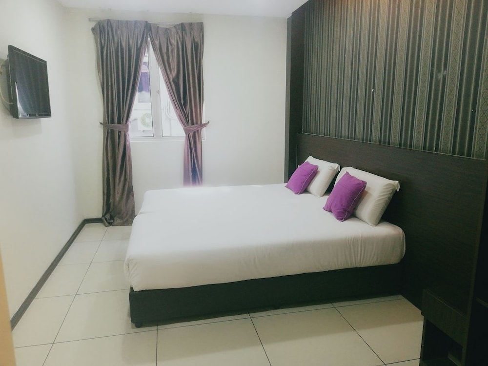 Standard Twin Room, 2 Twin Beds photo 3