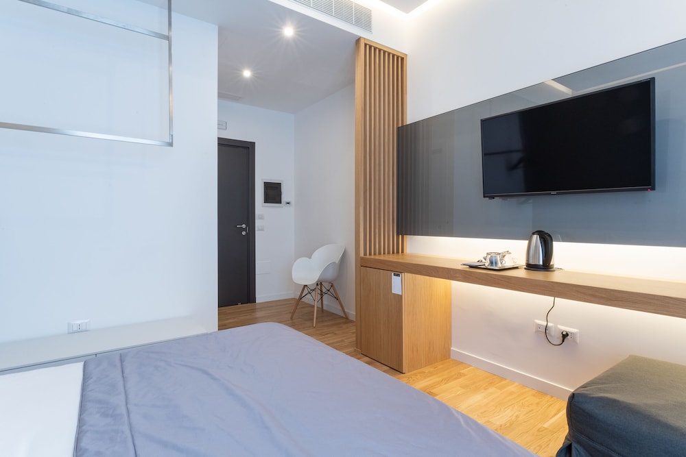 Deluxe Room, Balcony
