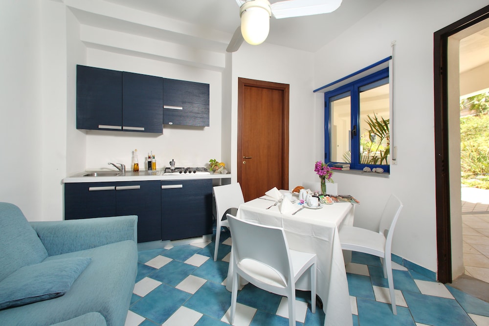 Apartment, 1 Bedroom, Garden View