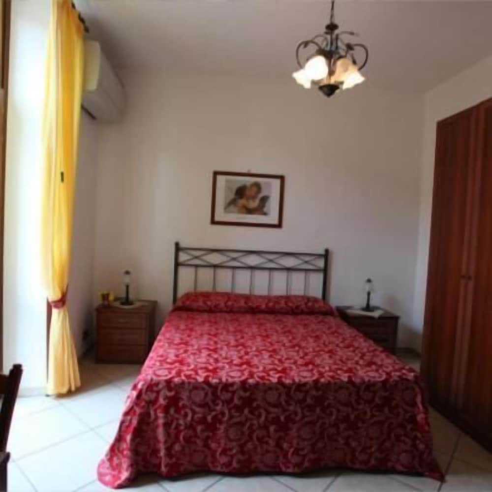 Classic Double or Twin Room, Balcony