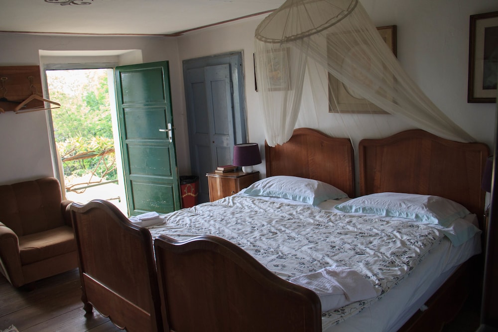 Double Or Twin Room photo 1