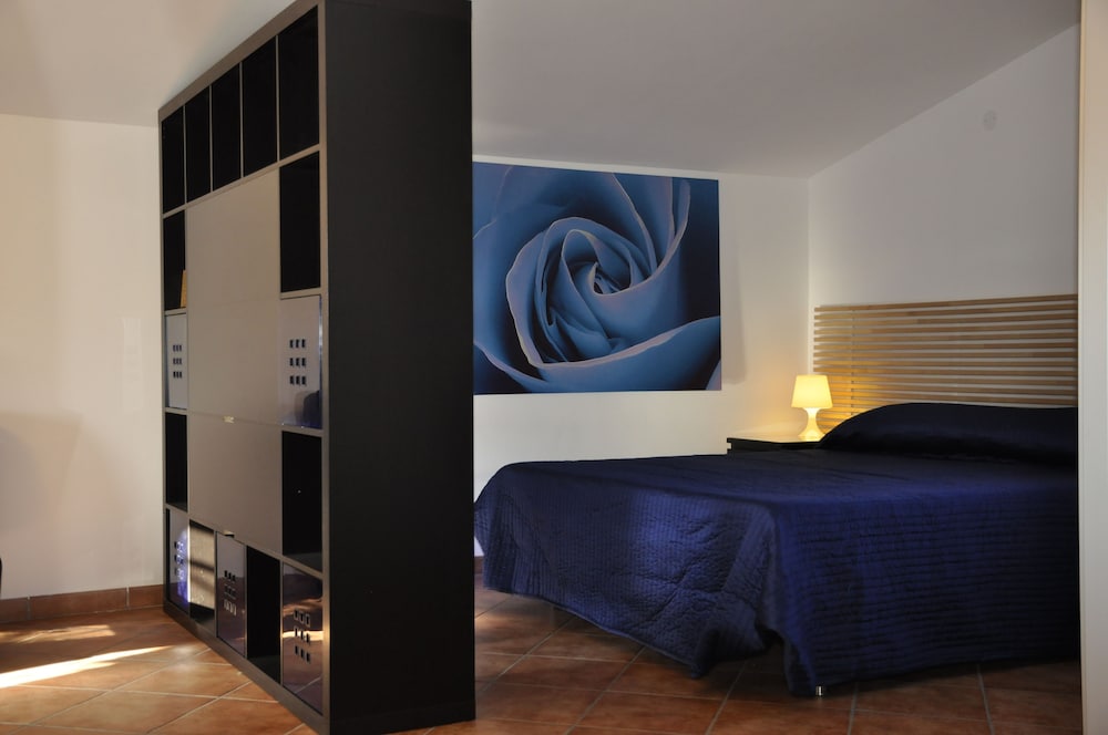 Studio, Kitchenette photo 1