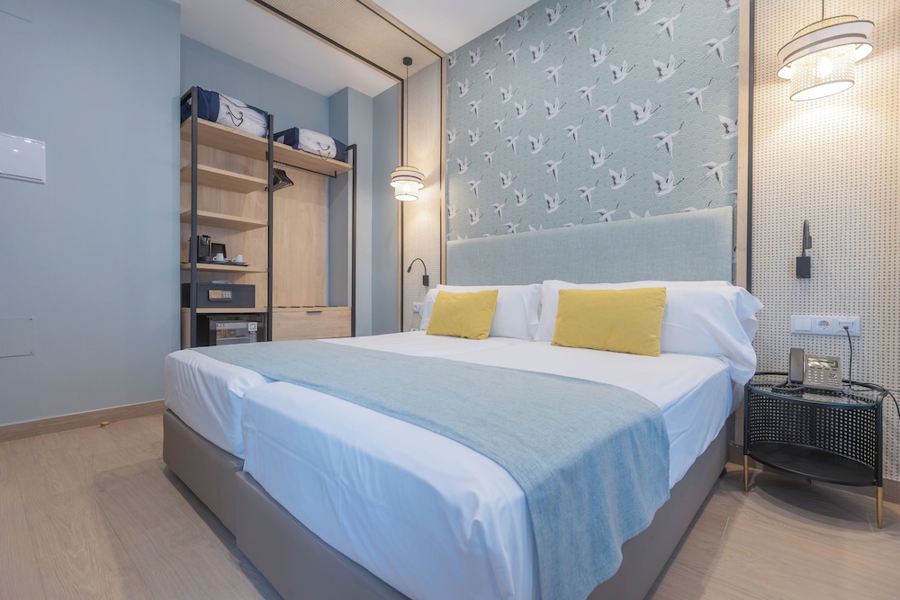 Double Room - Photo 4