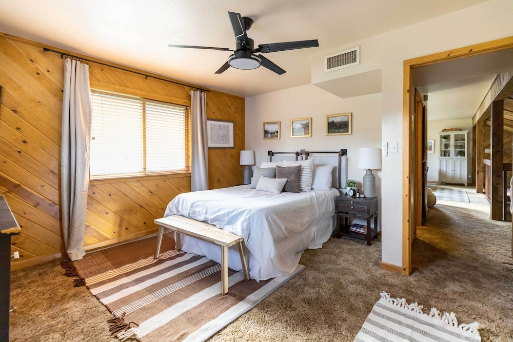House (4 Bedrooms) photo 1