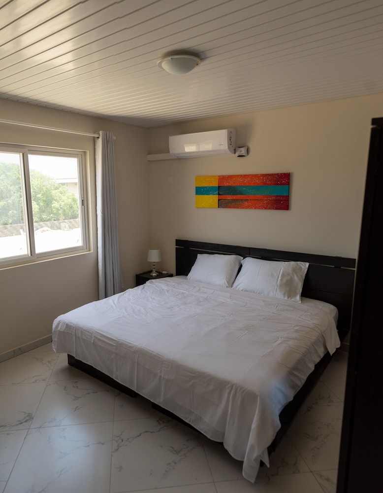 Apartment, 2 Bedrooms, Balcony, Pool View photo 2