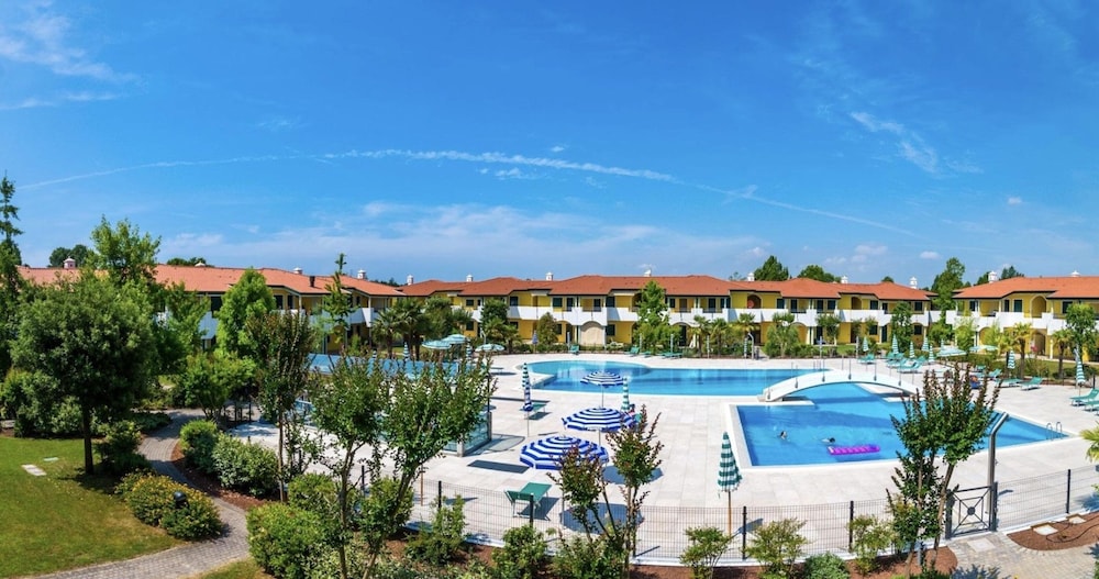 Apartment, 2 Bedrooms, Patio, Garden View