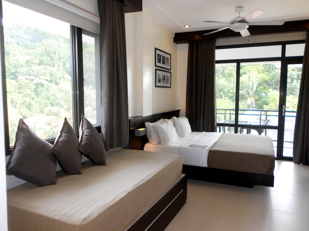 Grand Premier Room - Photo 12