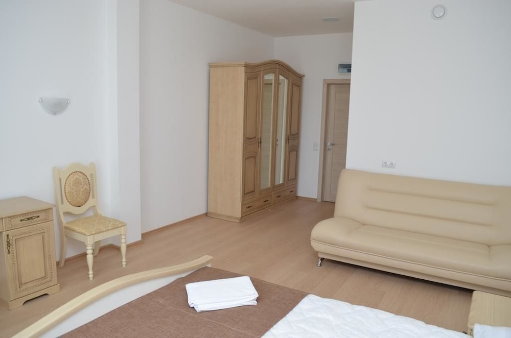 Comfort Room, 1 Double Bed with Sofa bed, Non Smoking photo 2