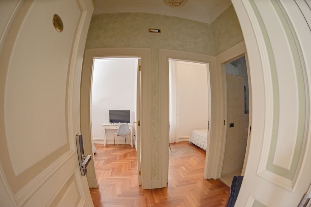 Superior Room, 2 Bedrooms, City View photo 2