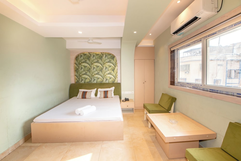 Luxury Room, City View