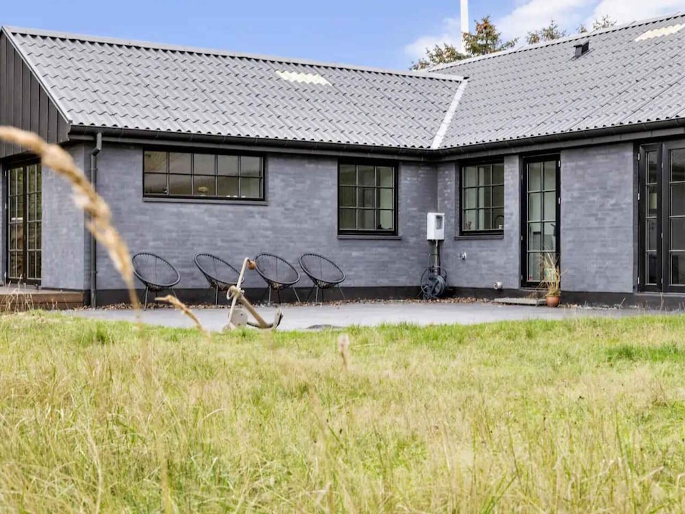 House photo 1