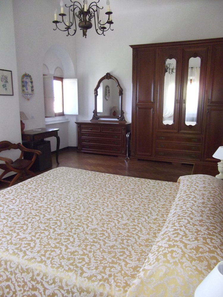 Triple Room - Photo 1
