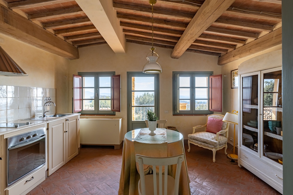 Panoramic Apartment photo 3
