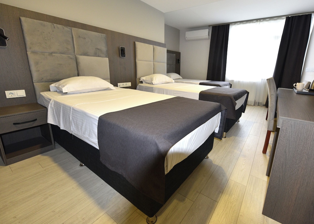 Superior Triple Room, Sea View photo 1