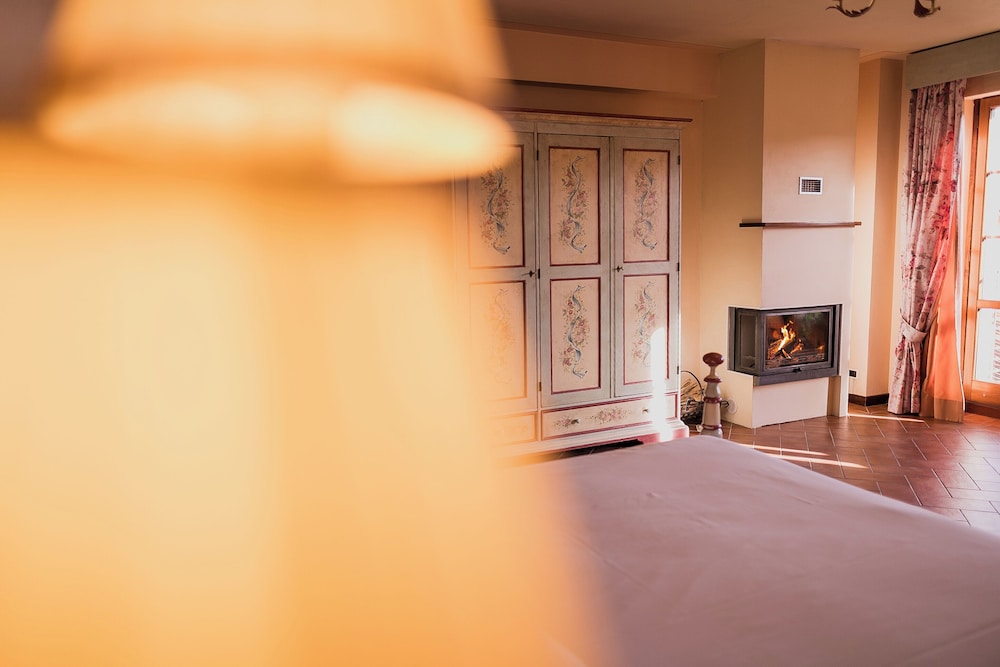 Suite - Photo 10