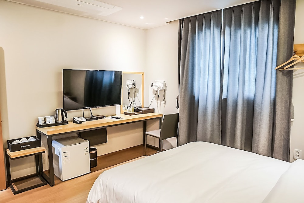 Deluxe Double Room (Old Building) photo 2