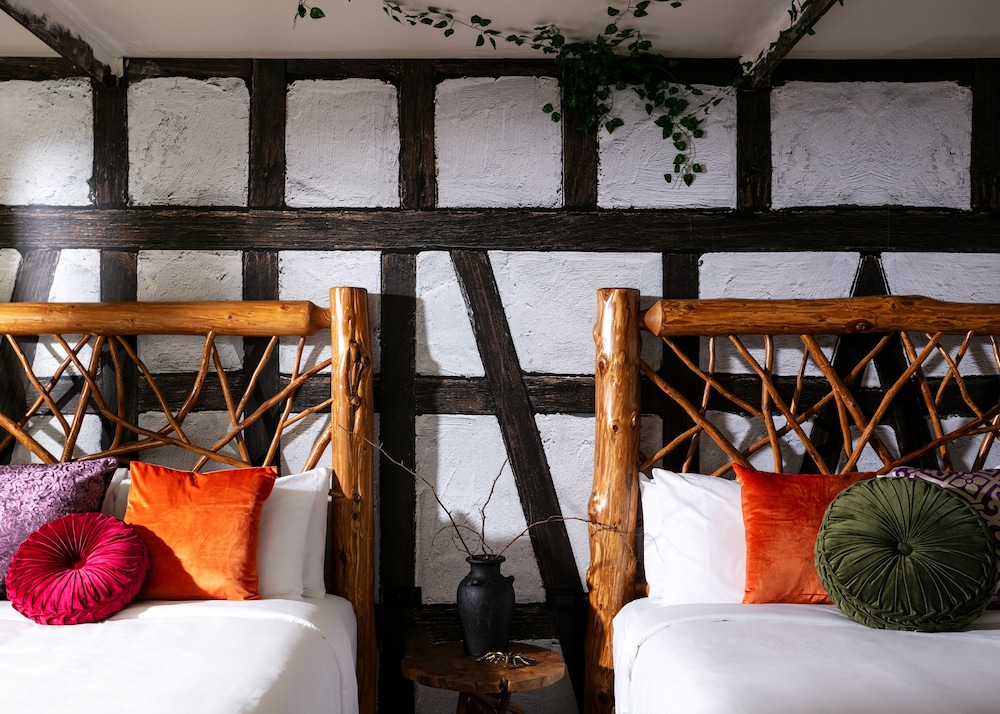 Witches Cottage 2-Queen Suite photo 1