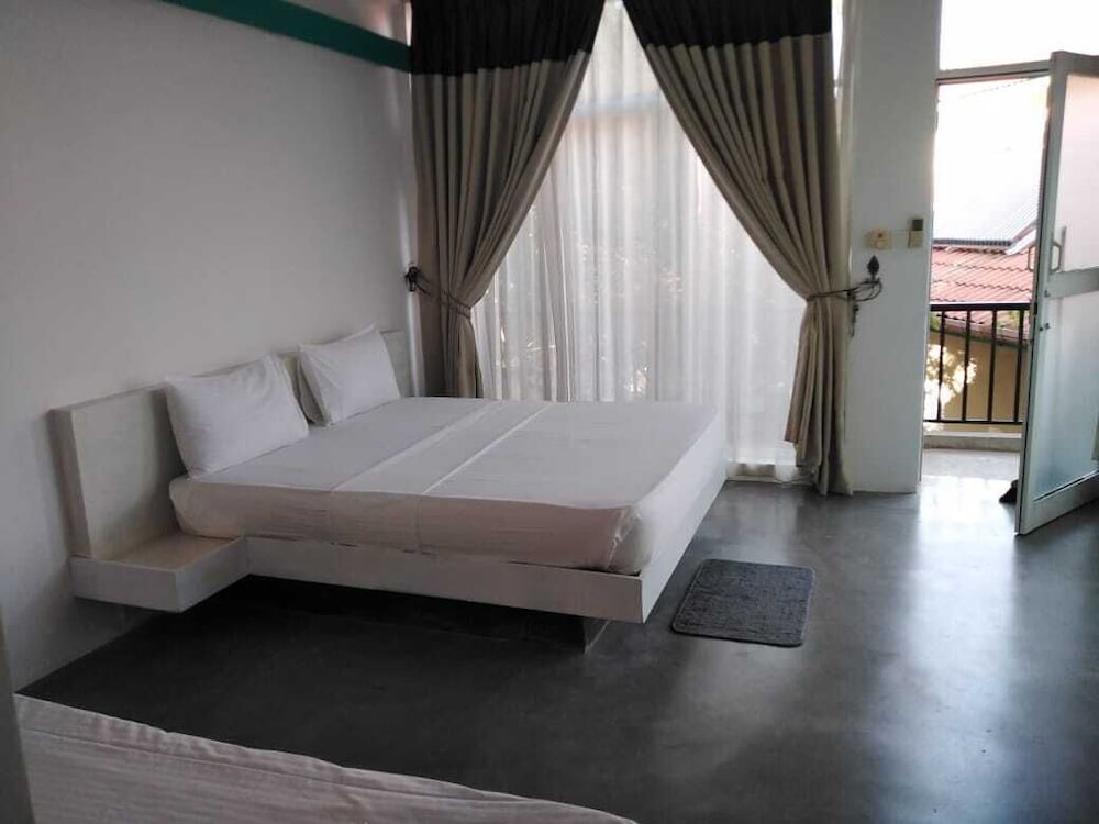 Deluxe Triple Room photo 1