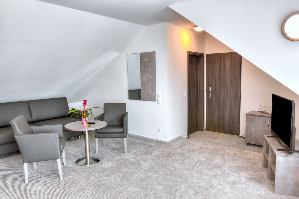 Family Suite, Non Smoking photo 2