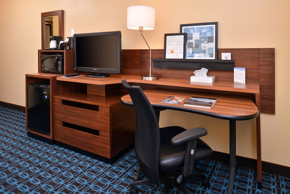Executive Suite, 1 King Bed with Sofa bed