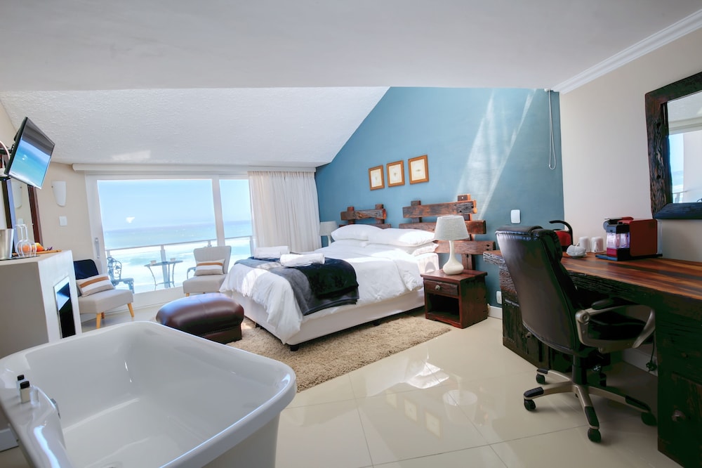 Room 4 photo 2