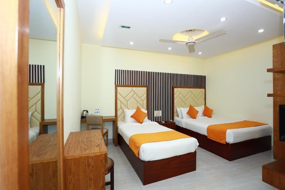 Deluxe Double or Twin Room