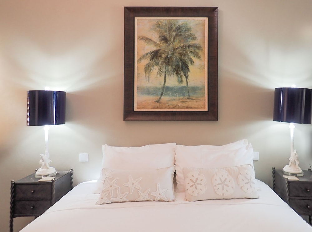 Luxury Studio, 1 Bedroom, Terrace, Ground Floor photo 3