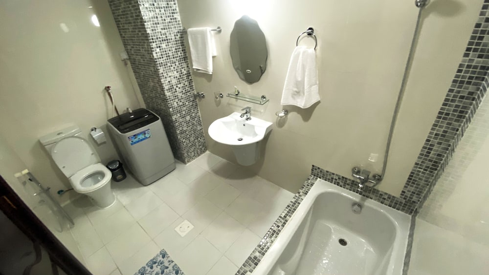 Deluxe Room - Photo 4