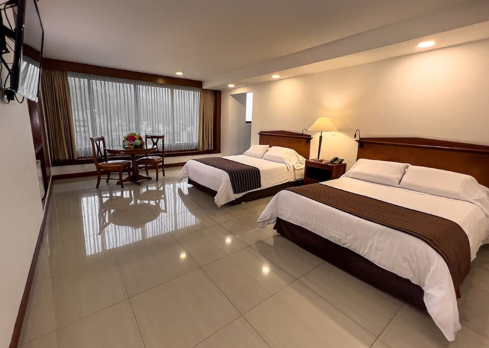 Executive Room, 2 Double Beds - Photo 7