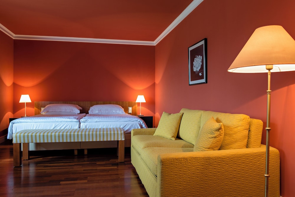 Business Double Room photo 3