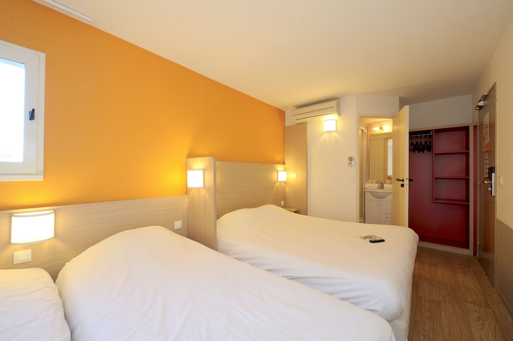 Quadruple Room - Photo 3