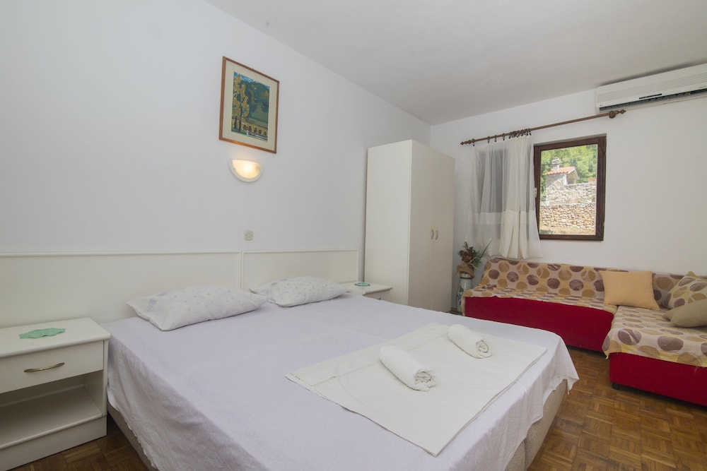 Apartment (A3)