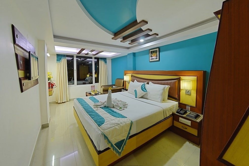 Royal Deluxe Room - Photo 1