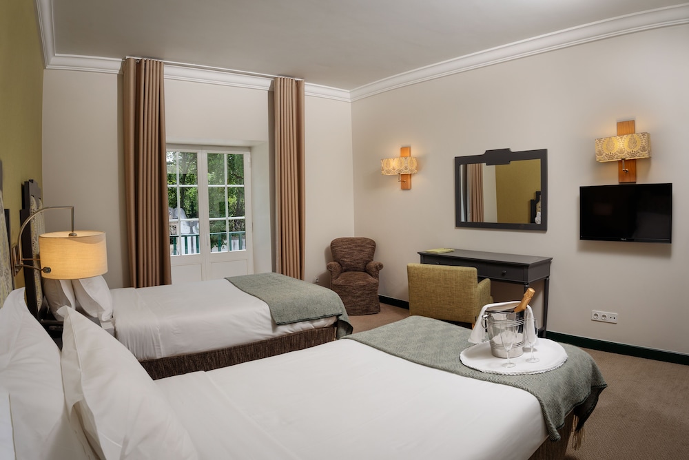 Standard Twin Room (1 Child)
