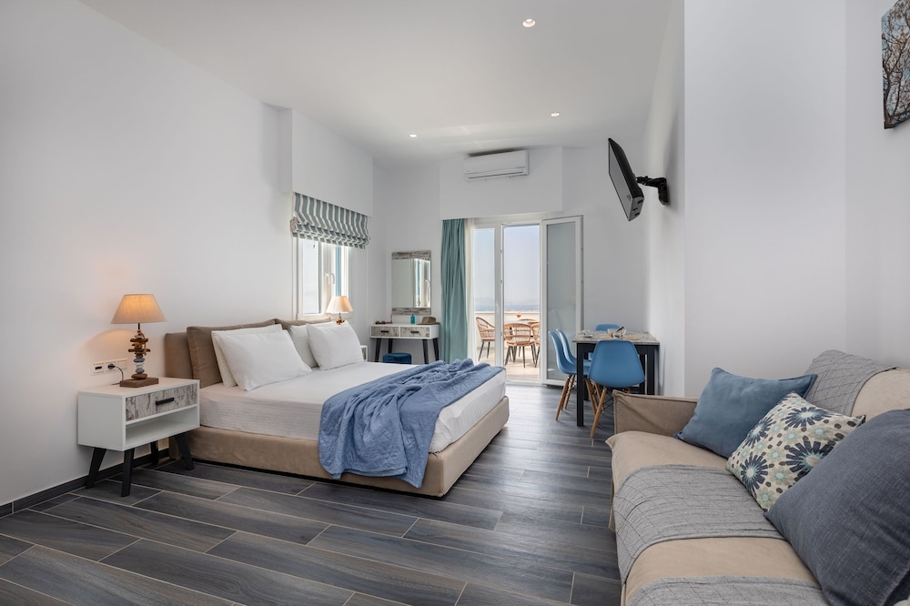 Superior Studio, Sea View