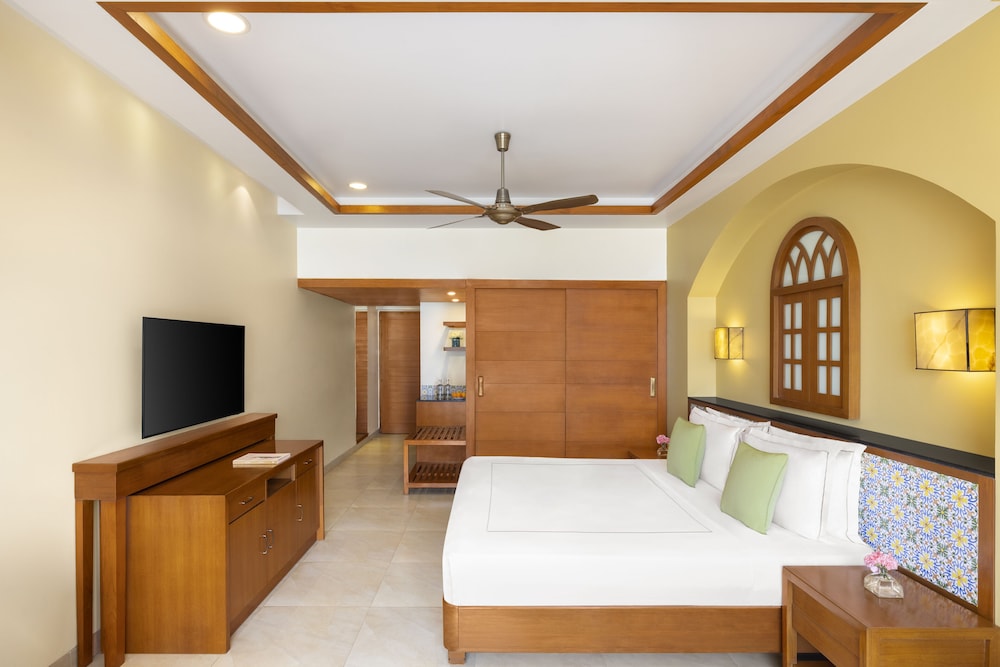 Superior Room, 2 Twin Beds, Garden View - Photo 4
