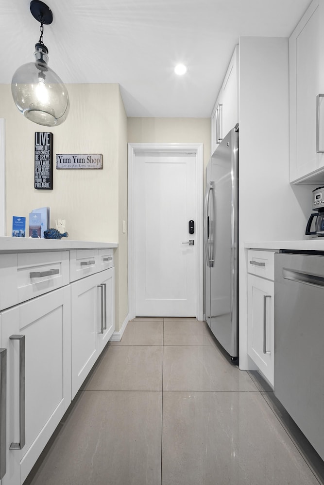 Relax in Luxury - 3 Bed 2 Bath Oasis With Pool, Foto 20