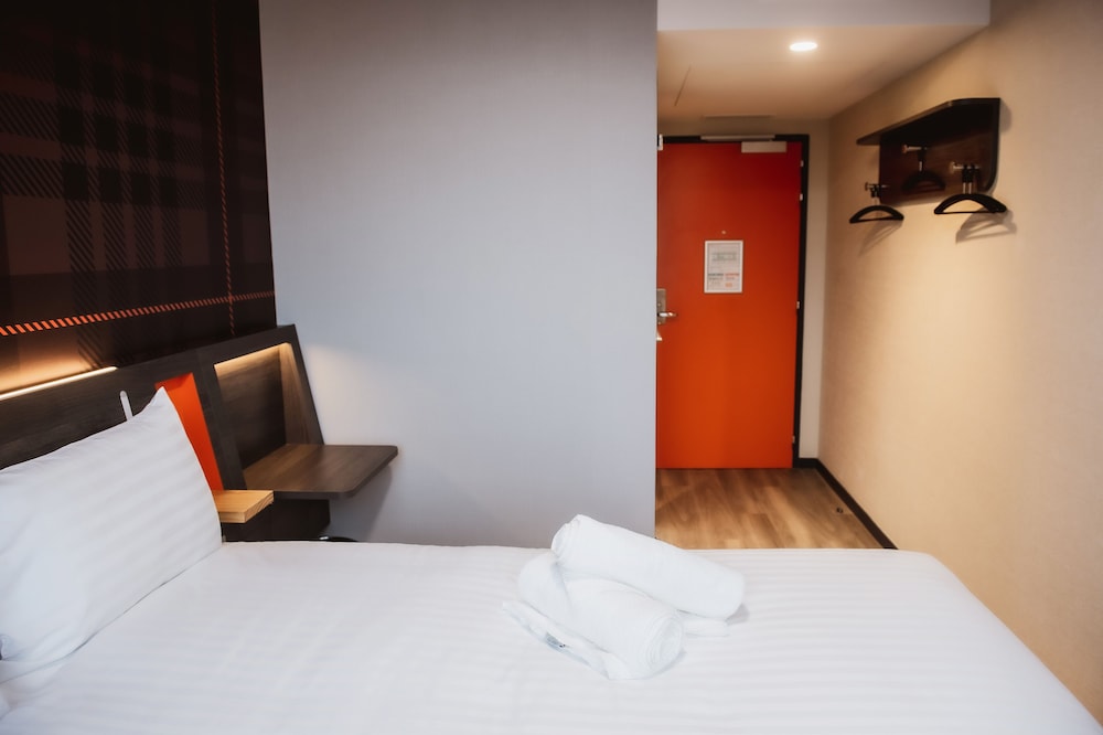 Standard Double Room - Photo 5