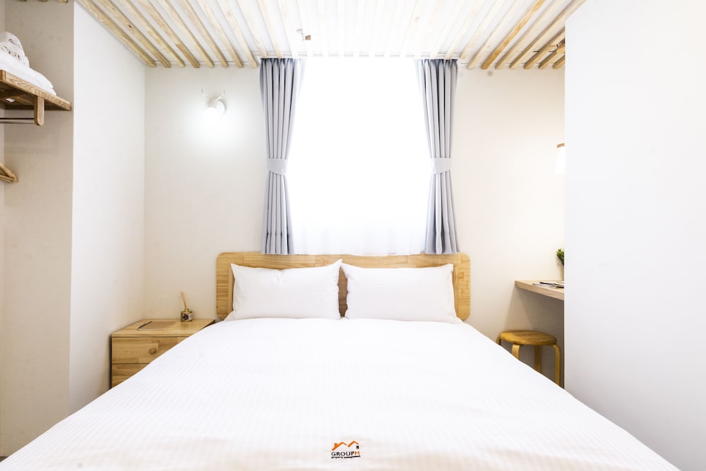 Standard Double Room - Photo 7