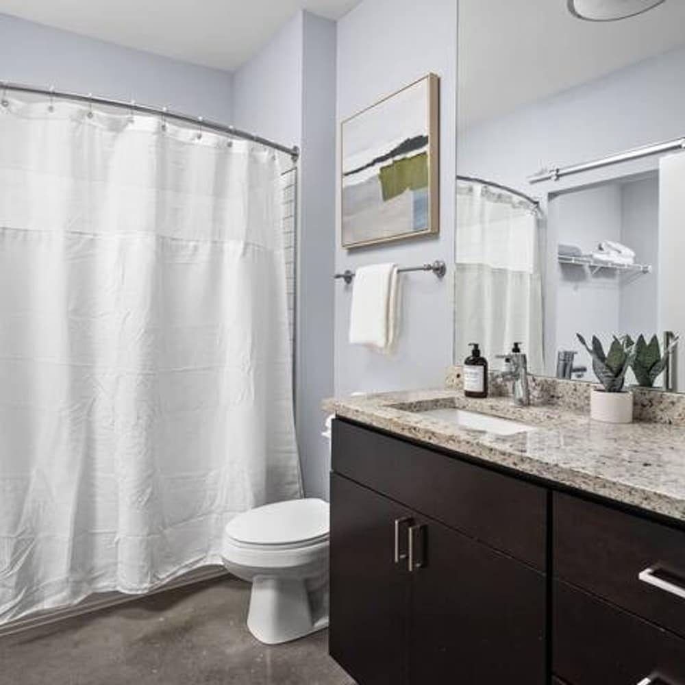 Cozysuites TWO Stylish Apts Monument Circle Indy, Photo 54