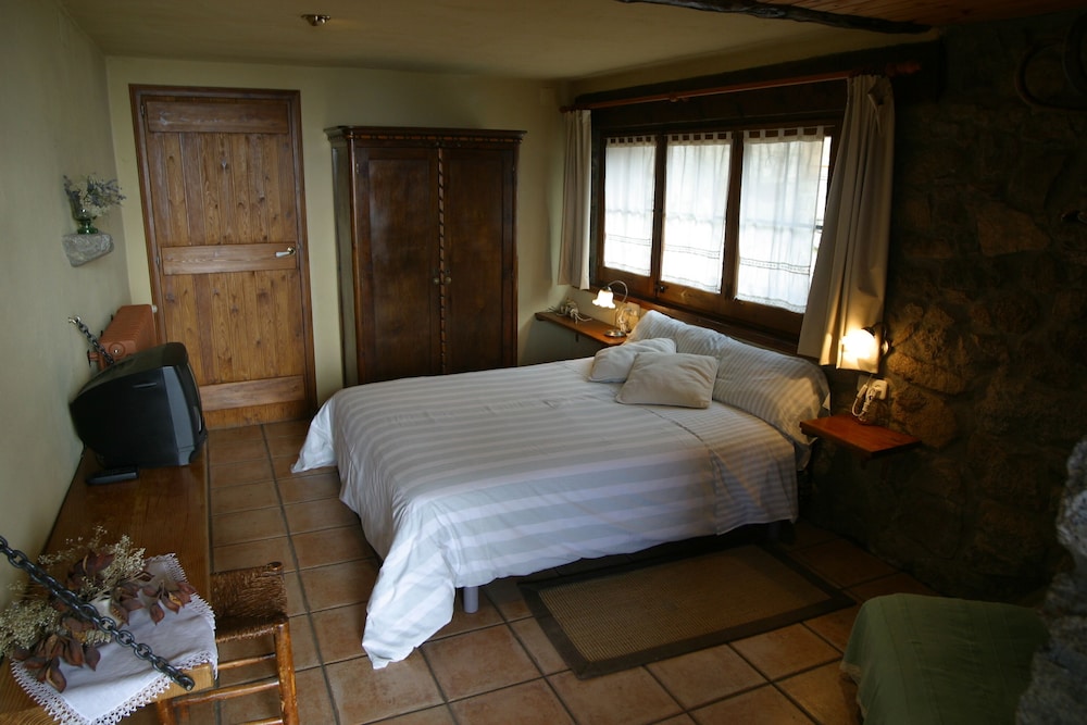 Standard Double Room, 1 Bedroom, Garden View