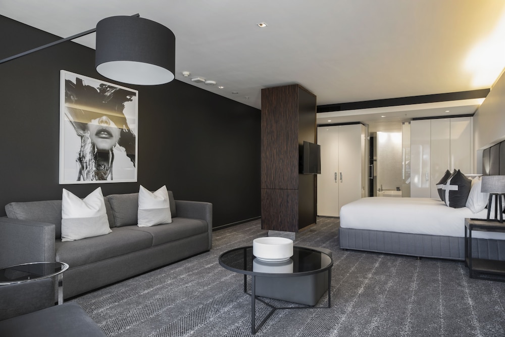 Executive Studio Suite, Mountain View - Photo 3